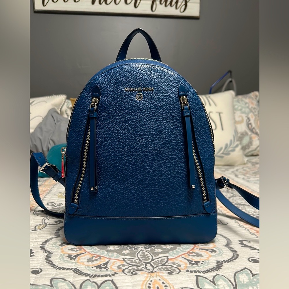 Pre-loved Michael Kors Brooklyn Medium Pebbled Leather Backpack